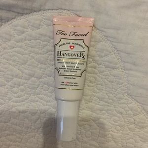 Too Faced Makeup - TooFaced Hangover Primer Too Faced Makeup - TooFaced Hangover Primer